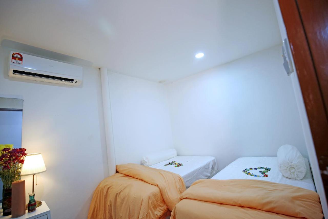 Stay At Jacks Melaka Zewnętrze zdjęcie